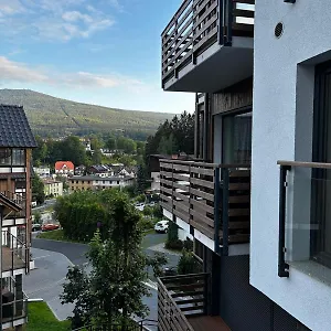 apartament-centrum-park-654.szklarskaporebahotels.net/